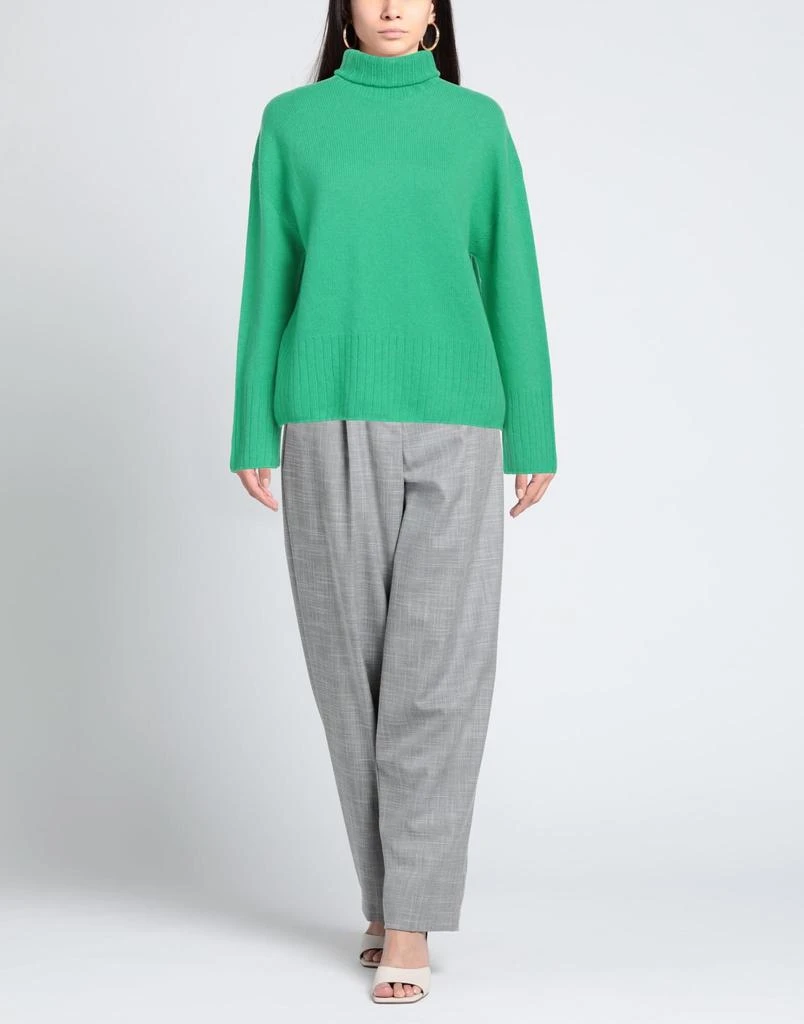 Aragona Turtleneck 2