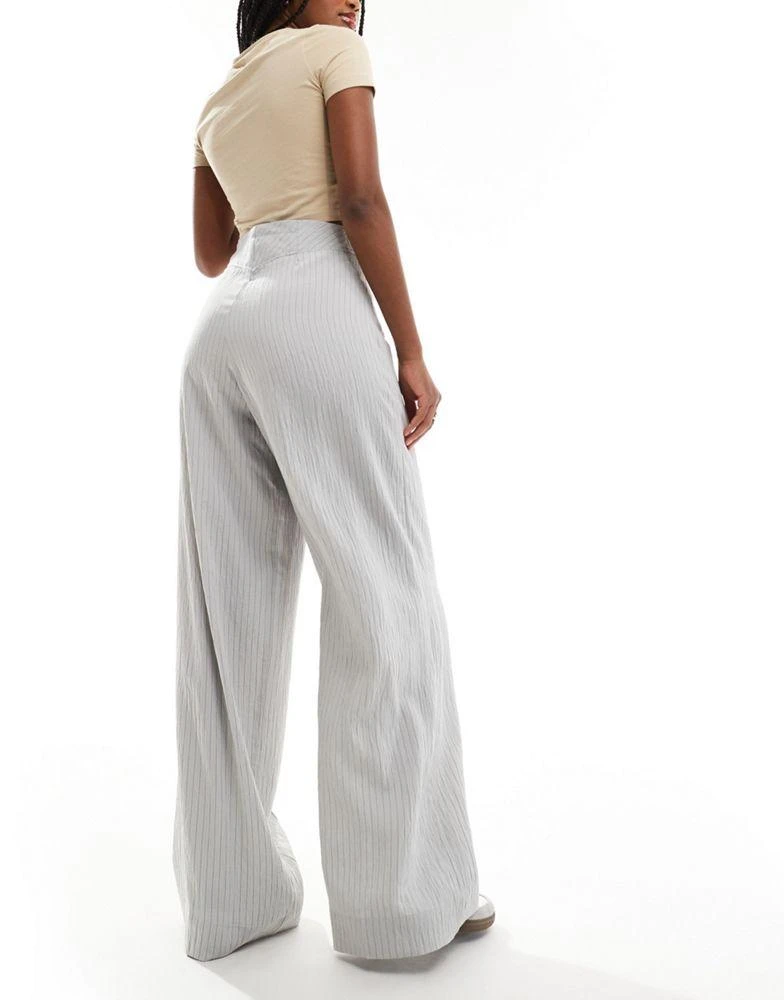 Bershka Bershka high waisted wide leg tailored trousers in light grey stripe 3