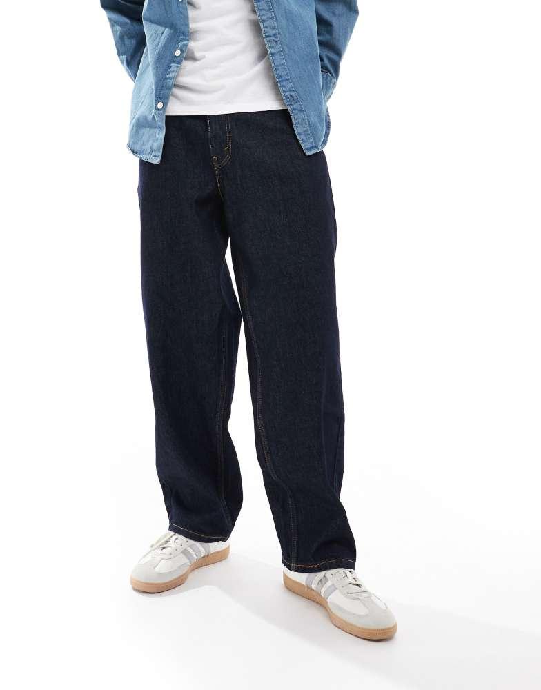 Levi's 90年代のリバイバルとしての大胆なスタイルの「578