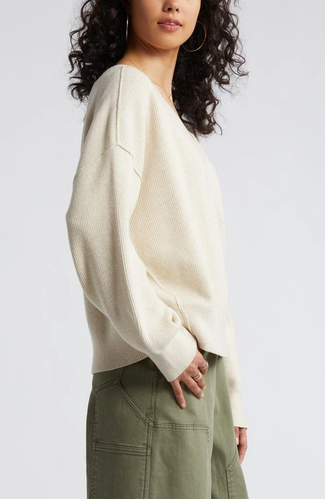 BP. Seamed Oversize V-Neck Rib Sweater 7