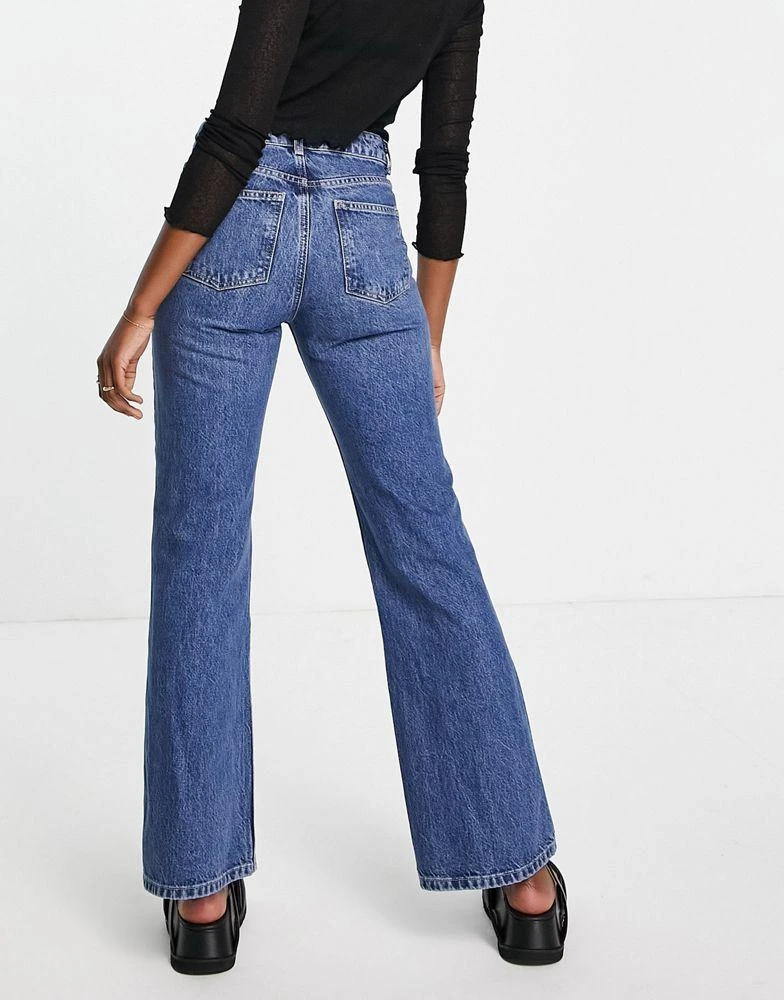 Topshop Topshop 90s flare jeans in mid blue 2