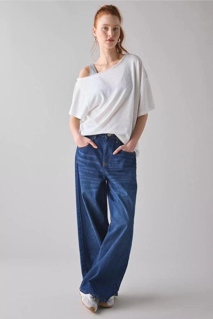 BDG BDG Courtney Off-The-Shoulder Oversized Tee 2