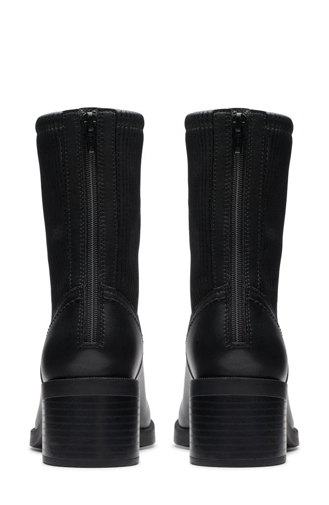 Clarks Lileigh Holly Boot 2