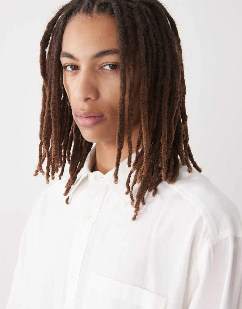 COLLUSION COLLUSION boxy linen look short sleeve shirt in white 4