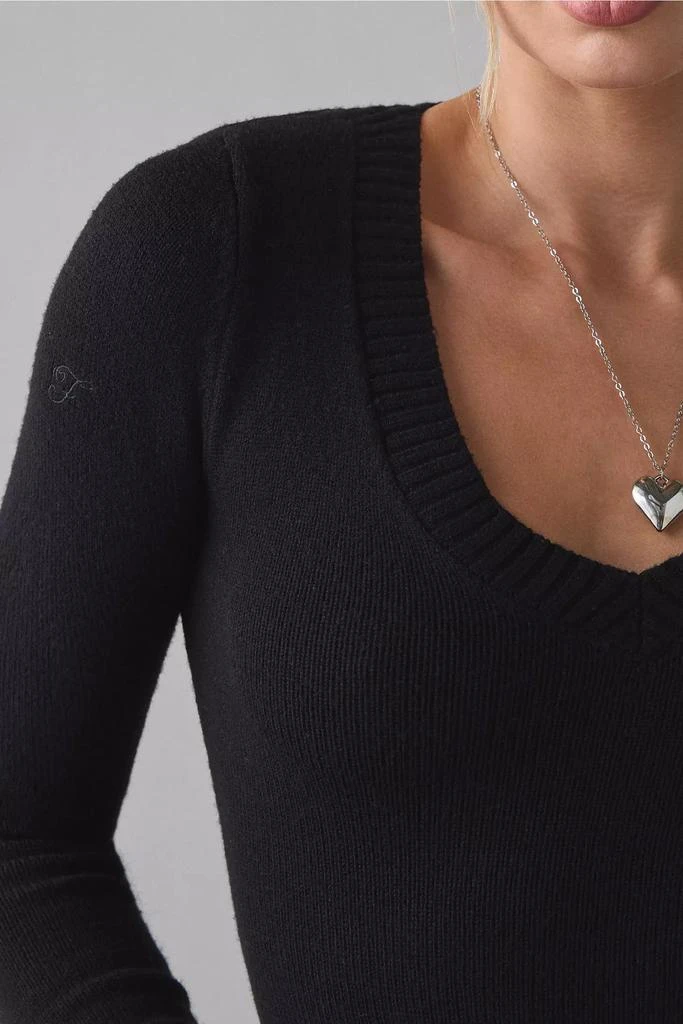 Frankies Bikinis Frankies Bikinis Kit Cloud Knit V-Neck Cropped Sweater 2