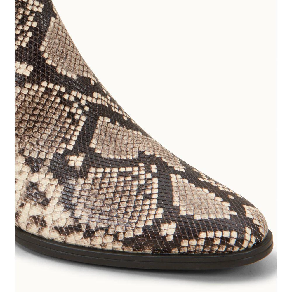 Tod's Ankle Boots in Leather 5