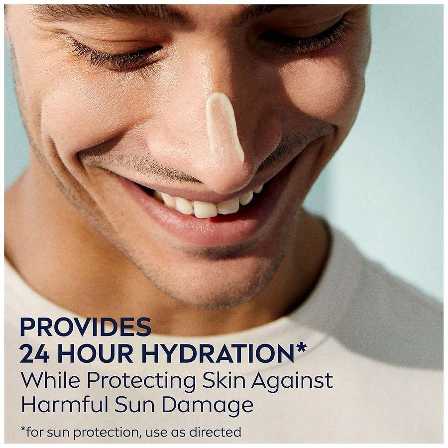 Nivea Maximum Hydration Face Lotion with Broad Spectrum SPF 15 Sunscreen for Men 5