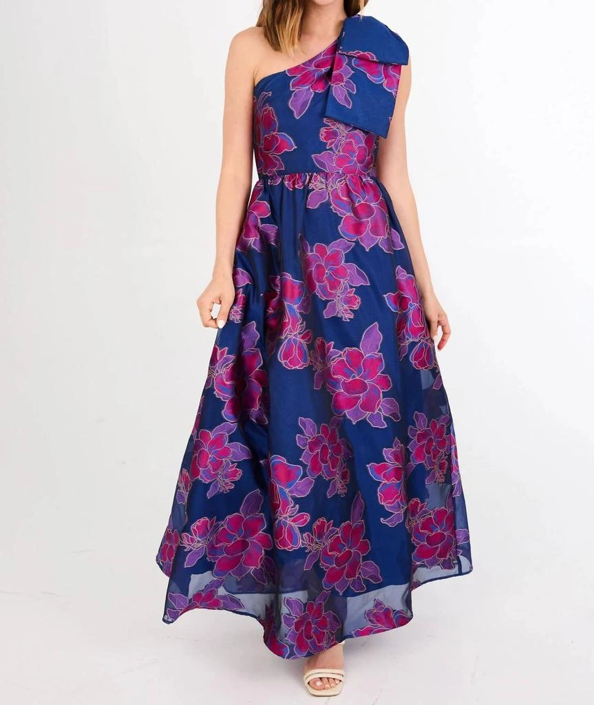 ABBEY GLASS Abbey Glass - Caroline Gown