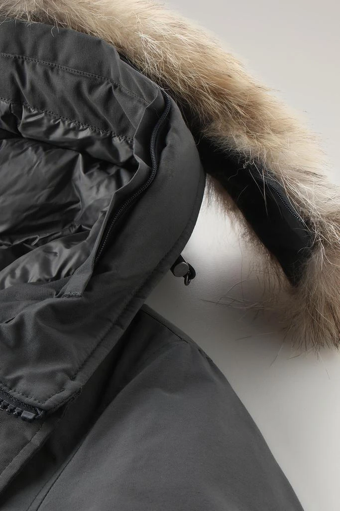 Woolrich Polar Parka in Ramar Cloth with High Collar and Fur Trim - Men - Green 3