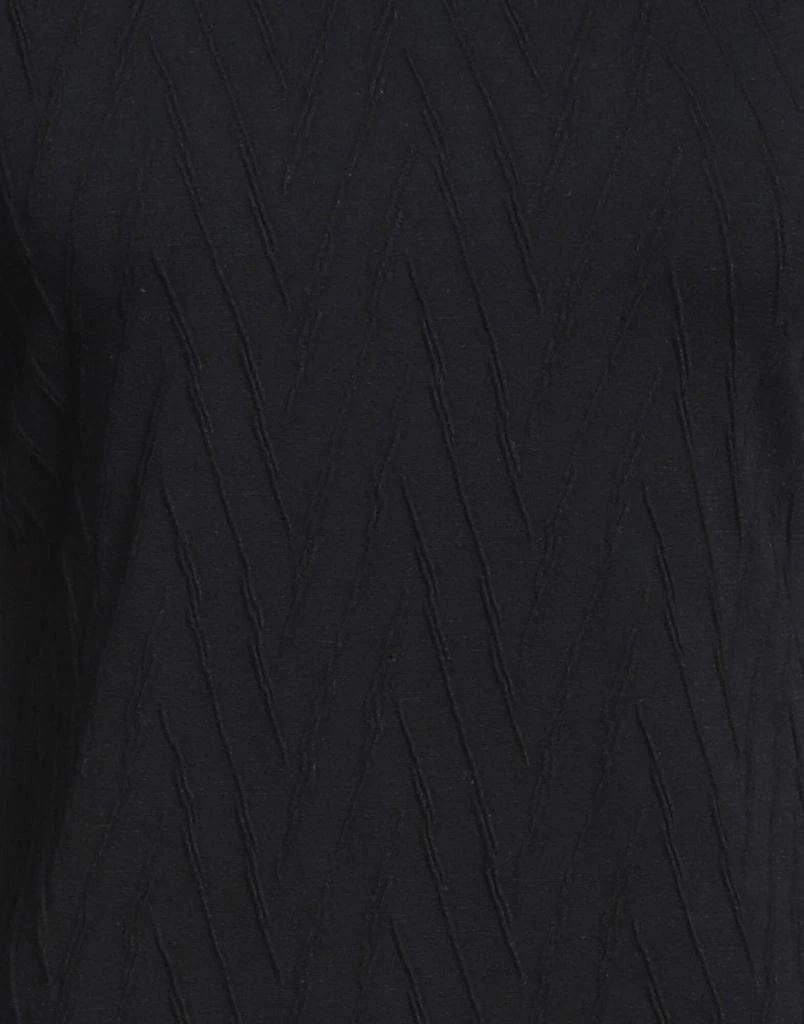 Giorgio Armani Sweater 4