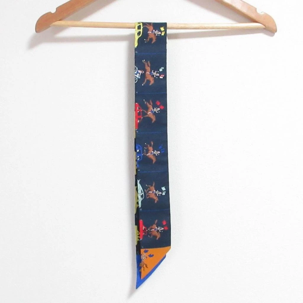 Hermes Silk Scarf (Pre-Owned) 2