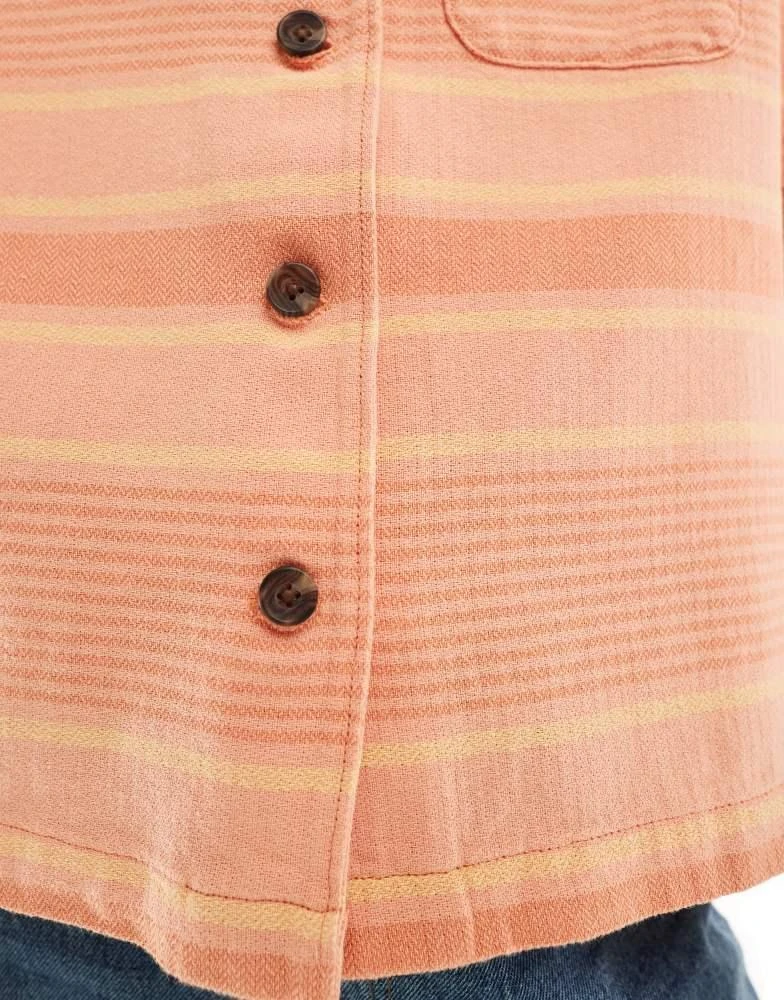 Wrangler Wrangler short sleeve revere textured shirt in orange 4