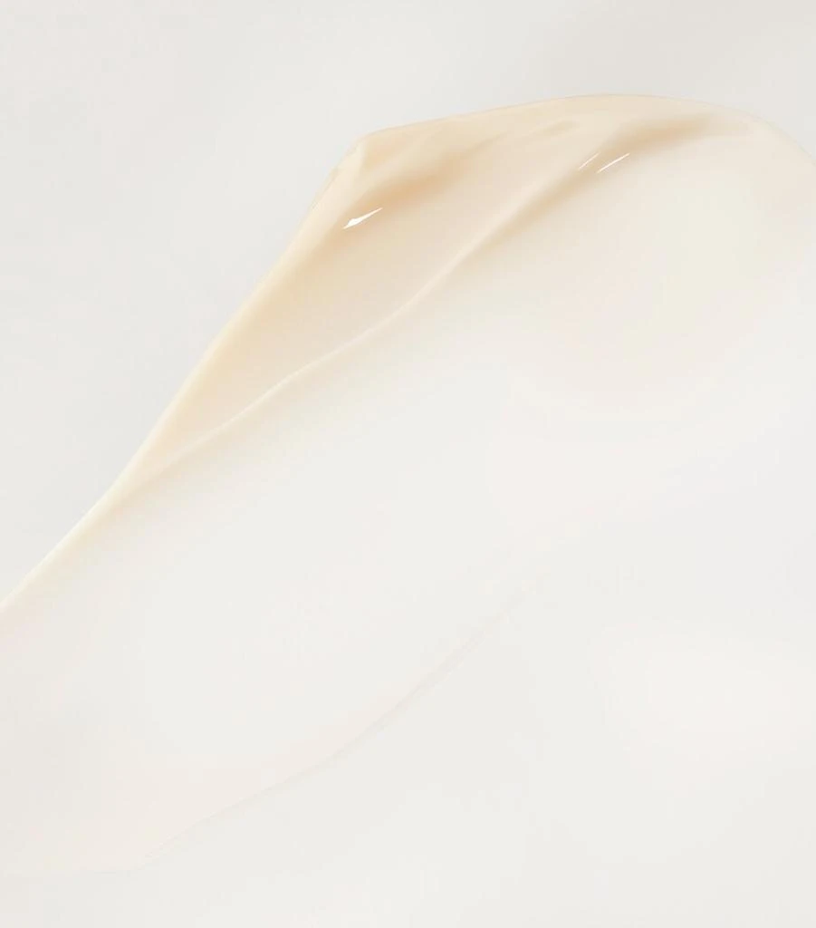 Lancaster Golden Lift Sculpting Day Cream SPF15 (50ml) 3