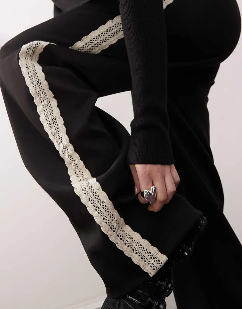 Reclaimed Vintage Reclaimed Vintage scuba lace trim jogger in black 3