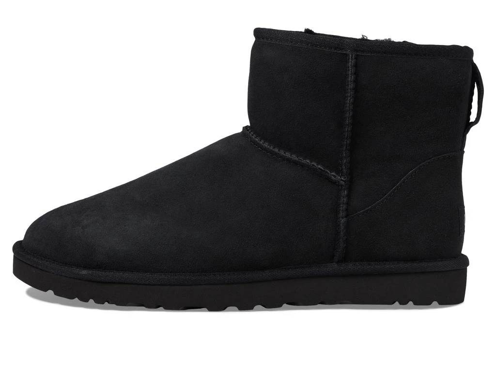 UGG Classic Mini 4