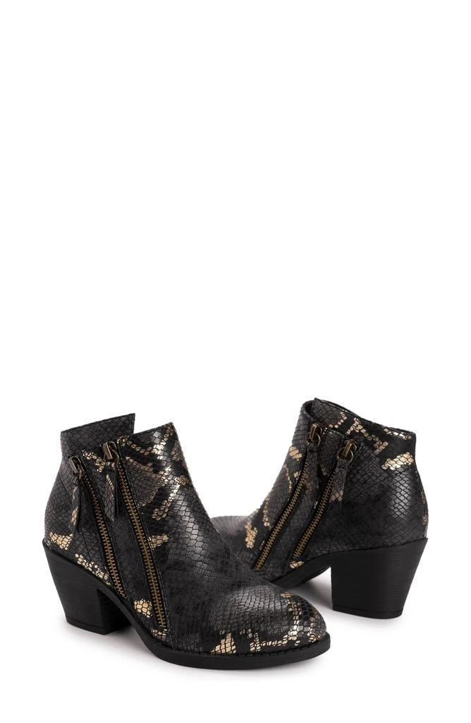 MUK LUKS Yellowstone Yardley Bootie 10