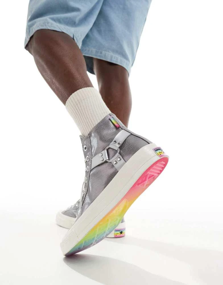 Converse Converse Chuck 70 Pride Hi trainers in silver 2
