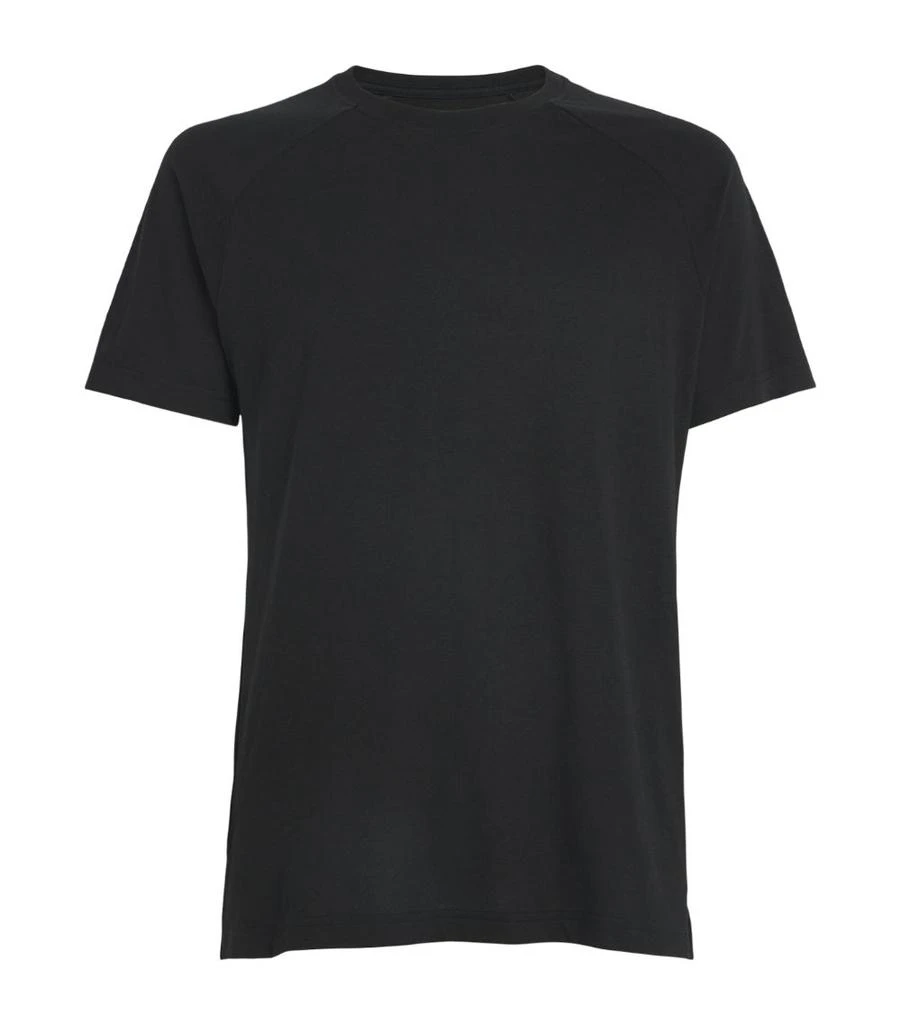 Alo Triumph T-Shirt 1