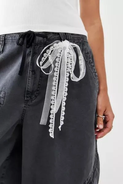 BDG BDG Detroit Washed Black Cropped Cargo Pant 5