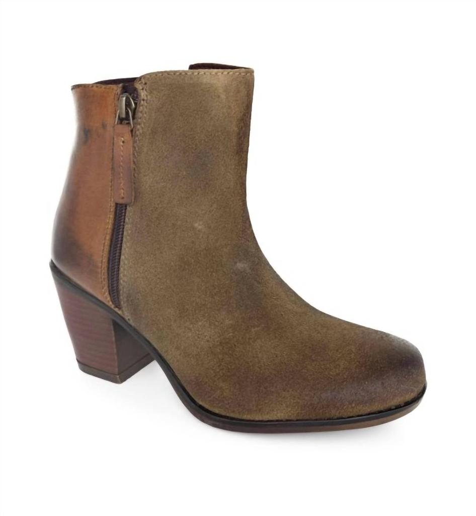 Roan LINA BOOTIE