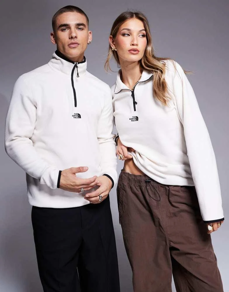 The North Face The North Face Glacier 1/4 zip central logo fleece in off white 1