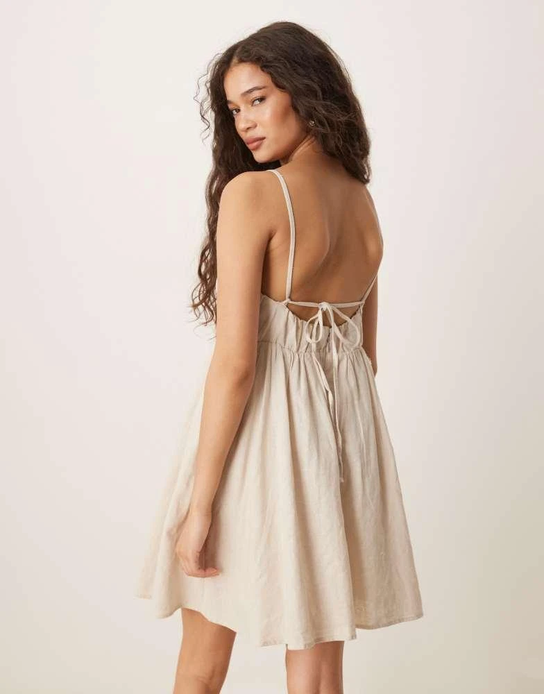 Abercrombie & Fitch Abercrombie & Fitch spaghetti strap sweetheart neckline babydoll mini dress in cream 4