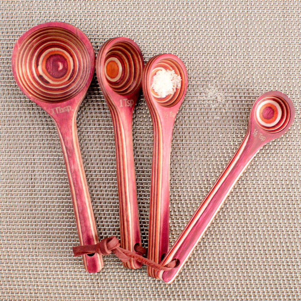 Island Bamboo Island Bamboo 4 Piece Pakkawood Measuring Spoon Set, Red 2