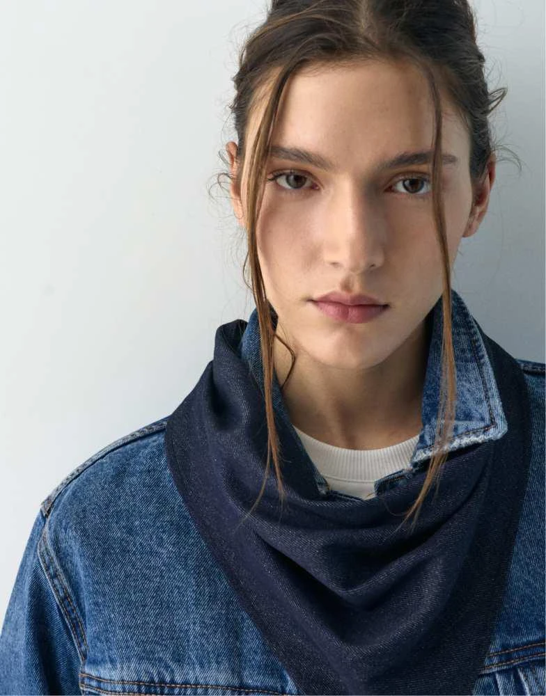 Pull&Bear Pull&Bear Denim bandana in blue 2