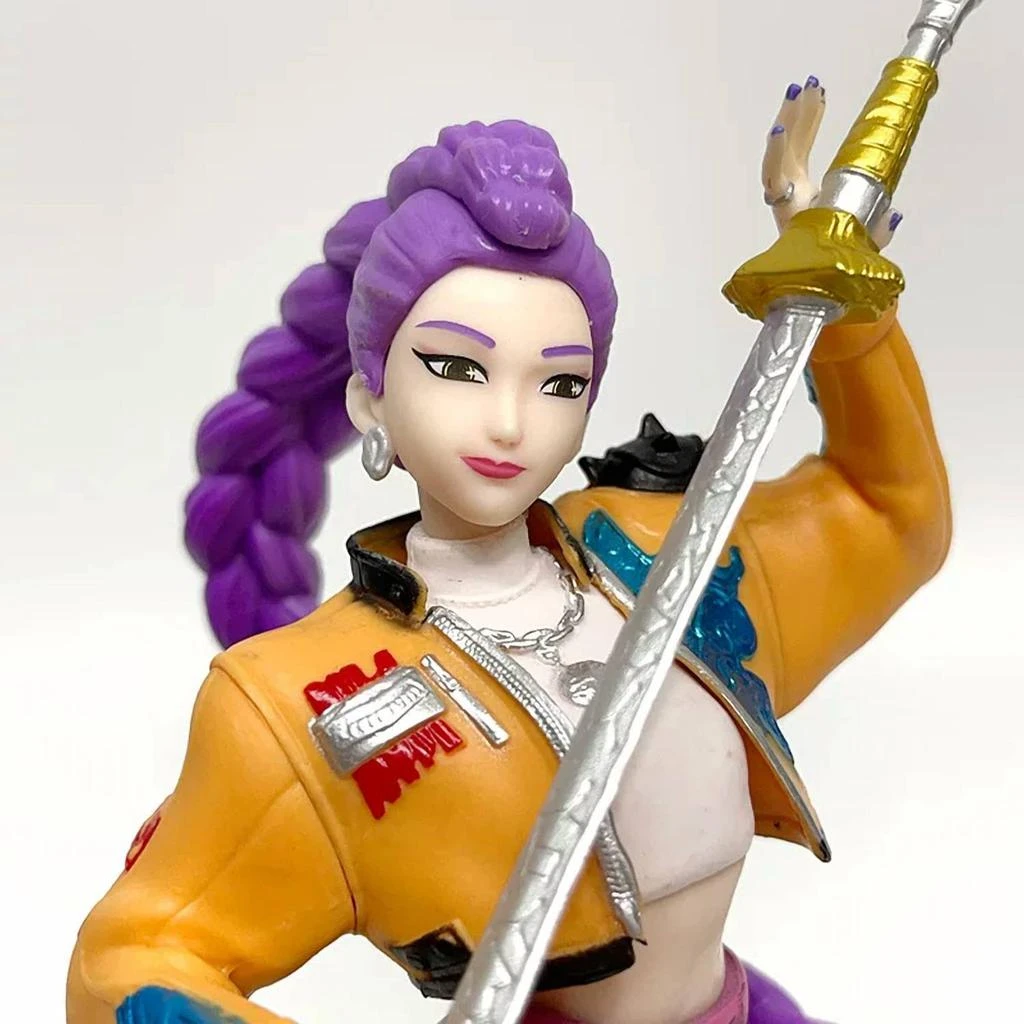 Kids Charm Kids Charm - Girl
s K-pop Demon Hunters Rumi Collectible Figurine 3