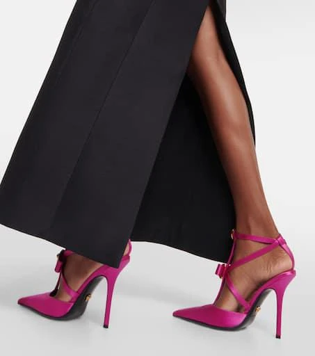 Versace Gianni bow-detail satin pumps 7