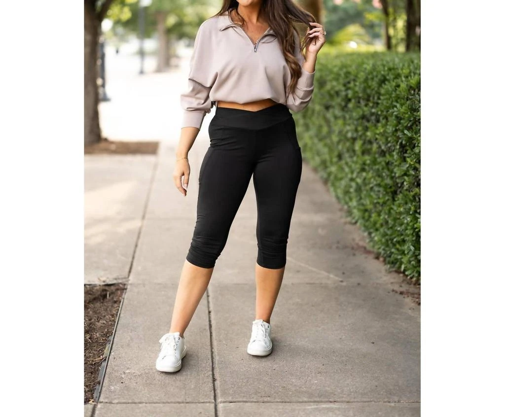 Julia Rose Julia Rose - Lillian Sculpting Crossover Capri Leggings