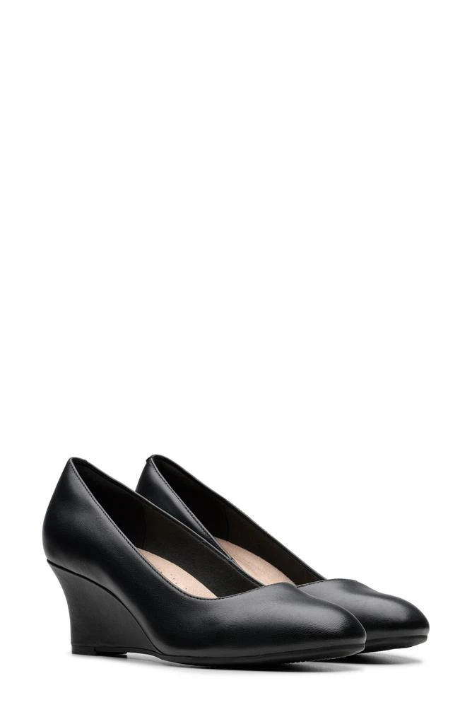 Clarks Olivette Pearl Wedge Pump 8