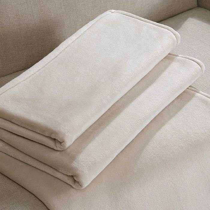Calvin Klein Core Plush Solid Bed Blanket 3