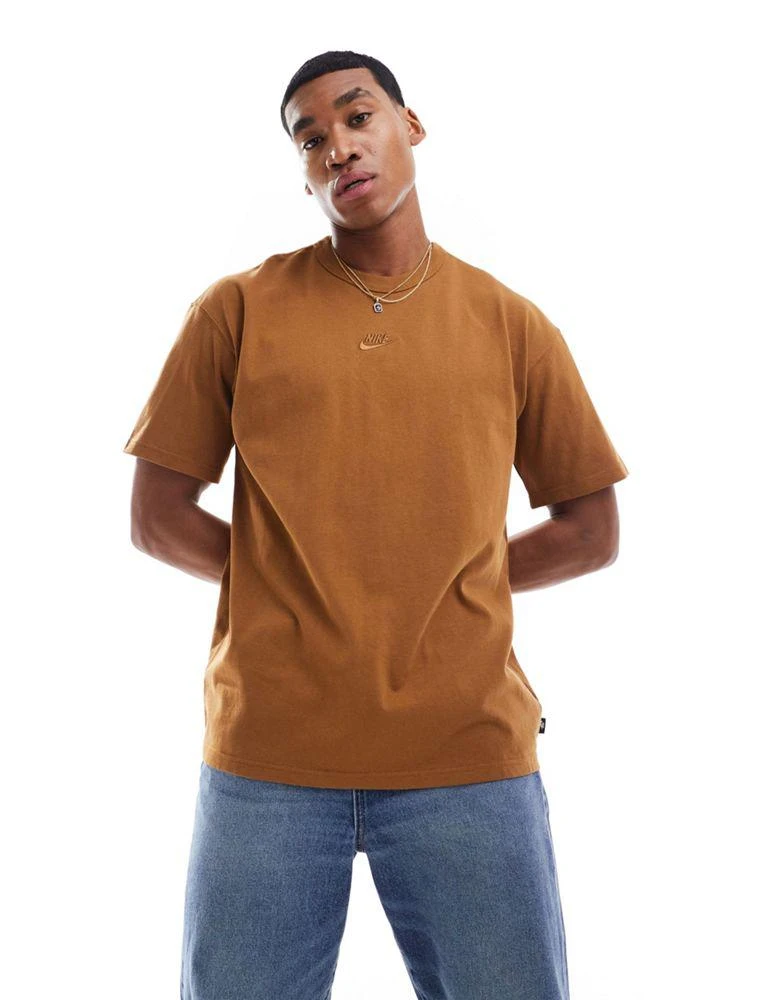 NIKE Nike Premium Essentials unisex oversized t-shirt in brown 1