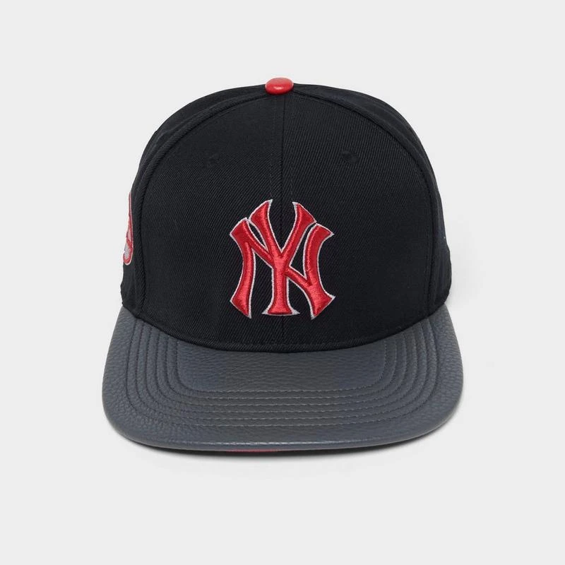 Pro Standard Pro Standard New York Yankees MLB Fright 2 Tone Snapback Hat 8