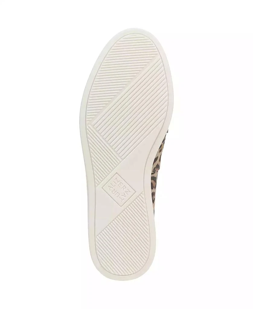 Naturalizer Women's Karis Closed Round Toe Hybrid Penny Loafers 5