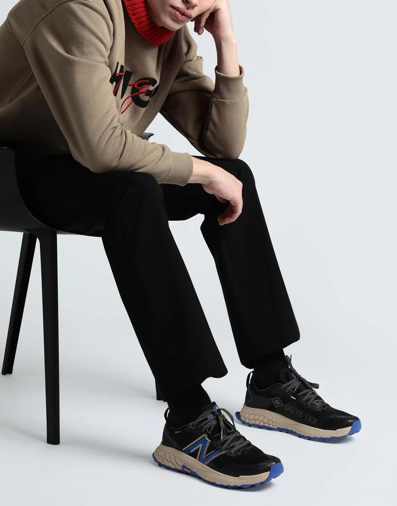 New Balance Sneakers 4