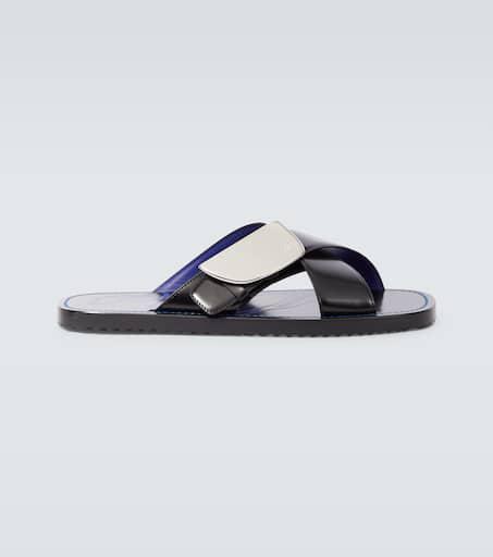 Burberry Burberry Strip Shield Slip-On Slides - Sandals