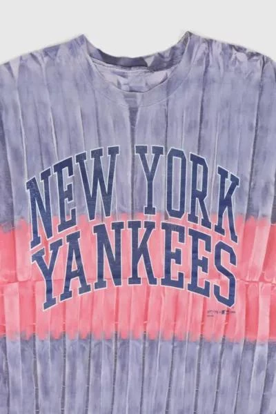 Urban Outfitters Vintage New York Yankees Tee 2