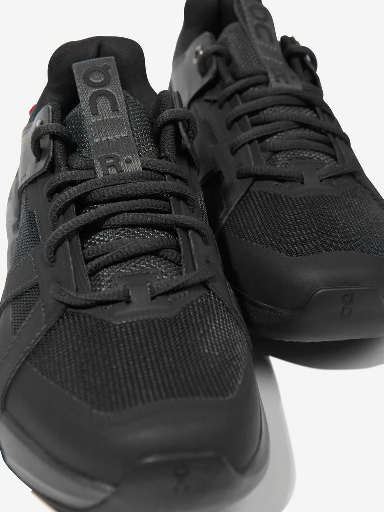 On Running On Running Kids The Roger CH Pro Youth Trainers in Black 3