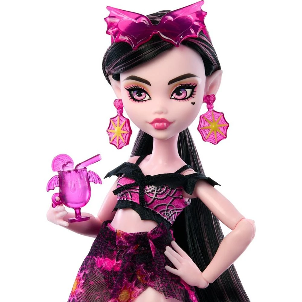 Monster High Scare-Adise Island Draculaura Fashion Doll with Swimsuit Accessories 3