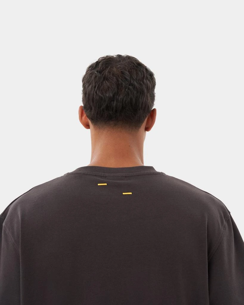 Entry Luxury T-Shirt Lux Pavement 4