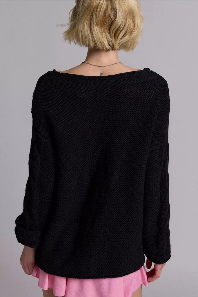 BDG BDG Skylar Oversized Cable Knit Sweater 4