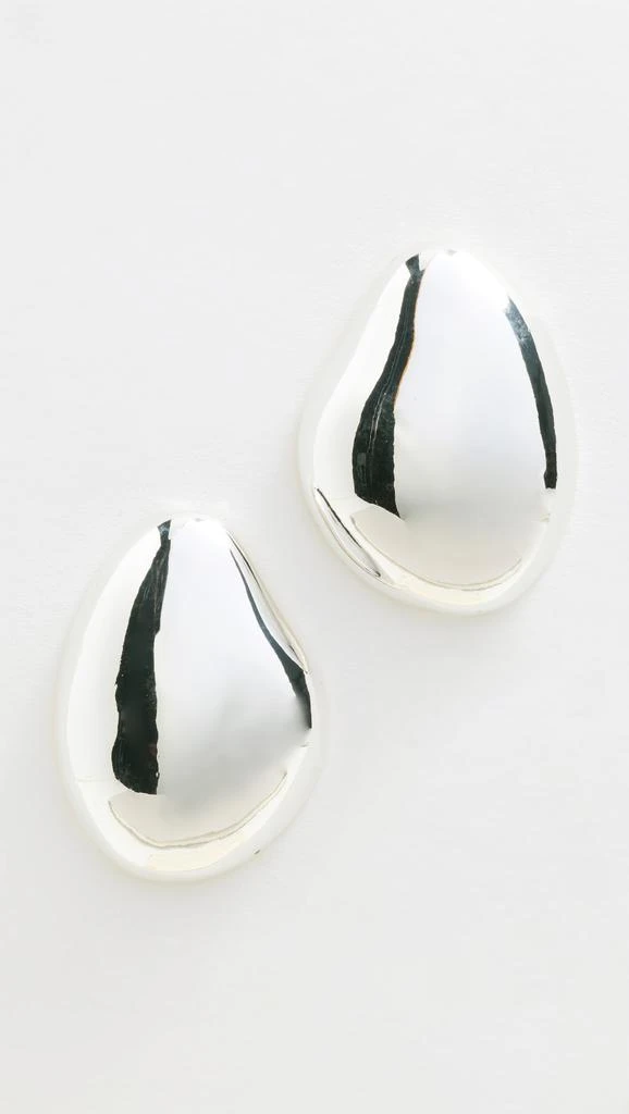Shashi Barcelona Studs 1