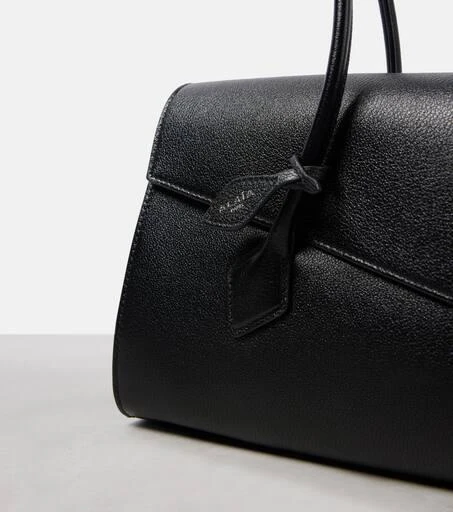 Alaïa Le Teckel leather shoulder bag 6
