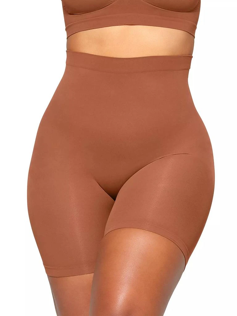 SKIMS Seamless Sculpt Mid-Thigh Short 3