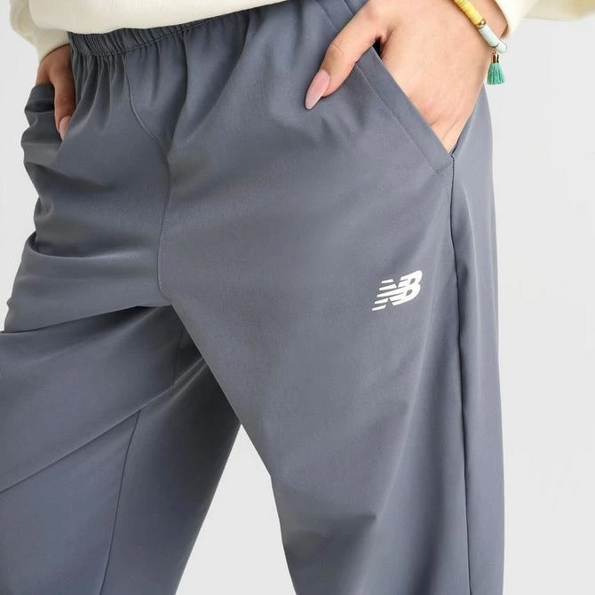 New Balance Women's New Balance Linear Woven Jogger Pants 5