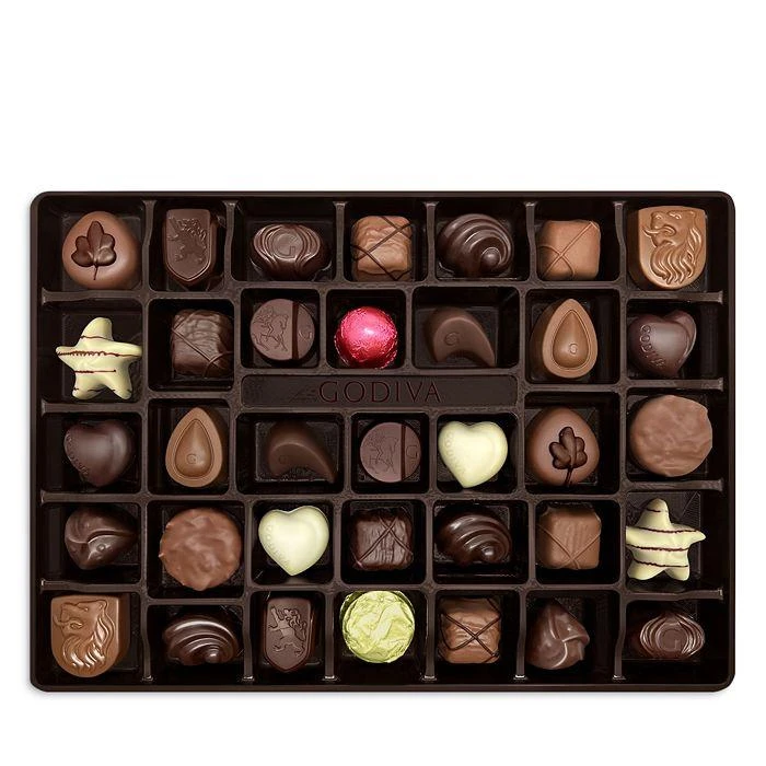 Godiva Holiday Wreath Chocolate Assortment Gift Box, 36 Piece 2
