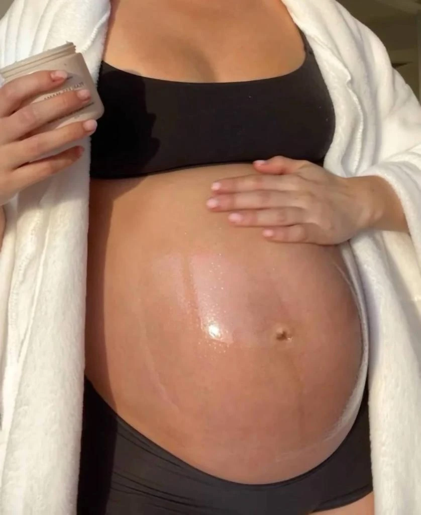 Skin and Senses Fearless Mama Stretch Mark Prevention Butter In Belly Butter 2