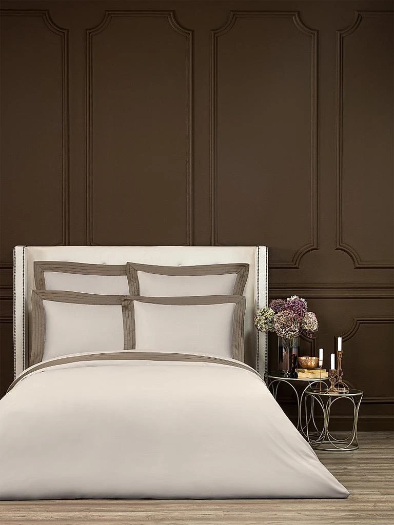 Togas Eden Duvet Cover
Sham Collection